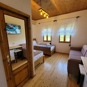 Jona Apartamento Gjirokastër